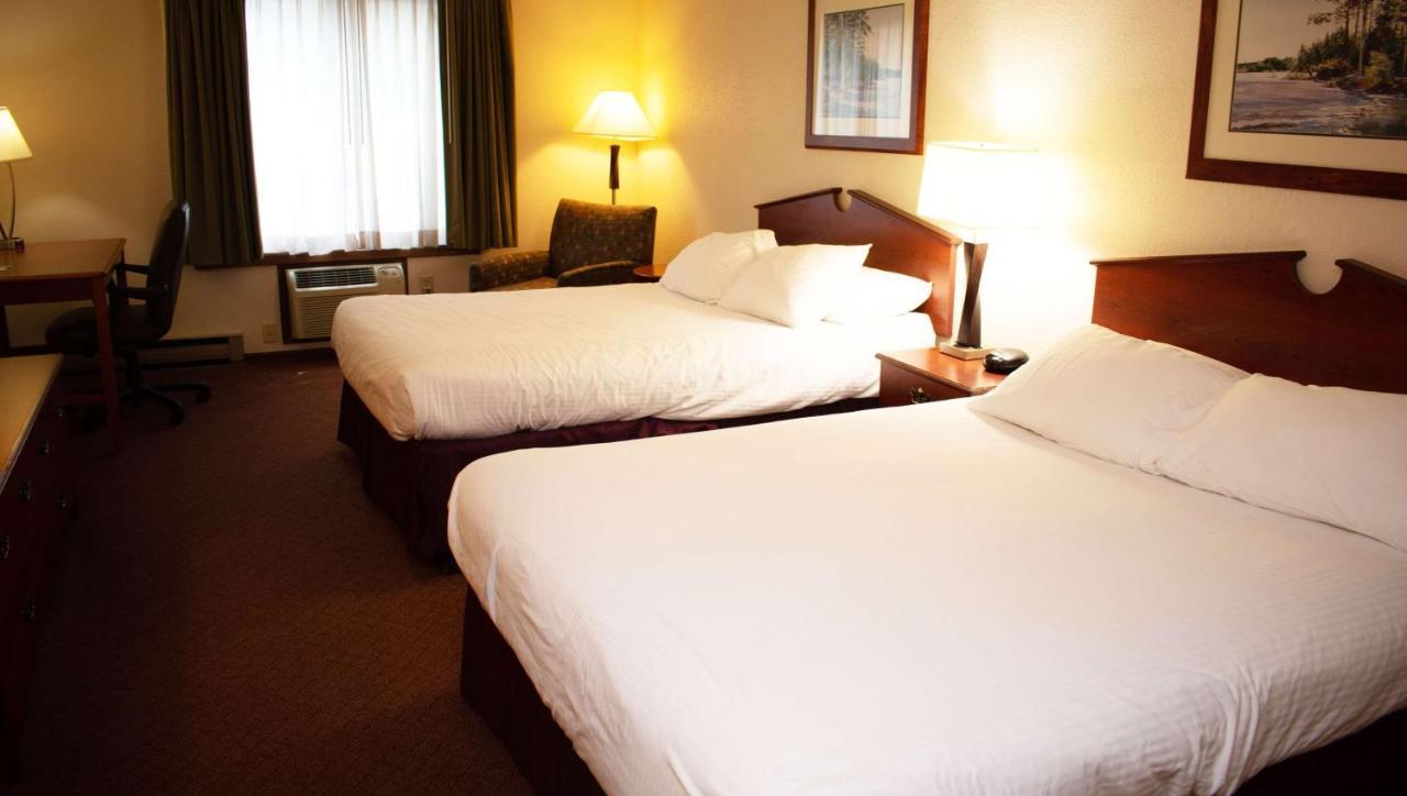 Magnuson Hotel Country Inn Ishpeming Esterno foto