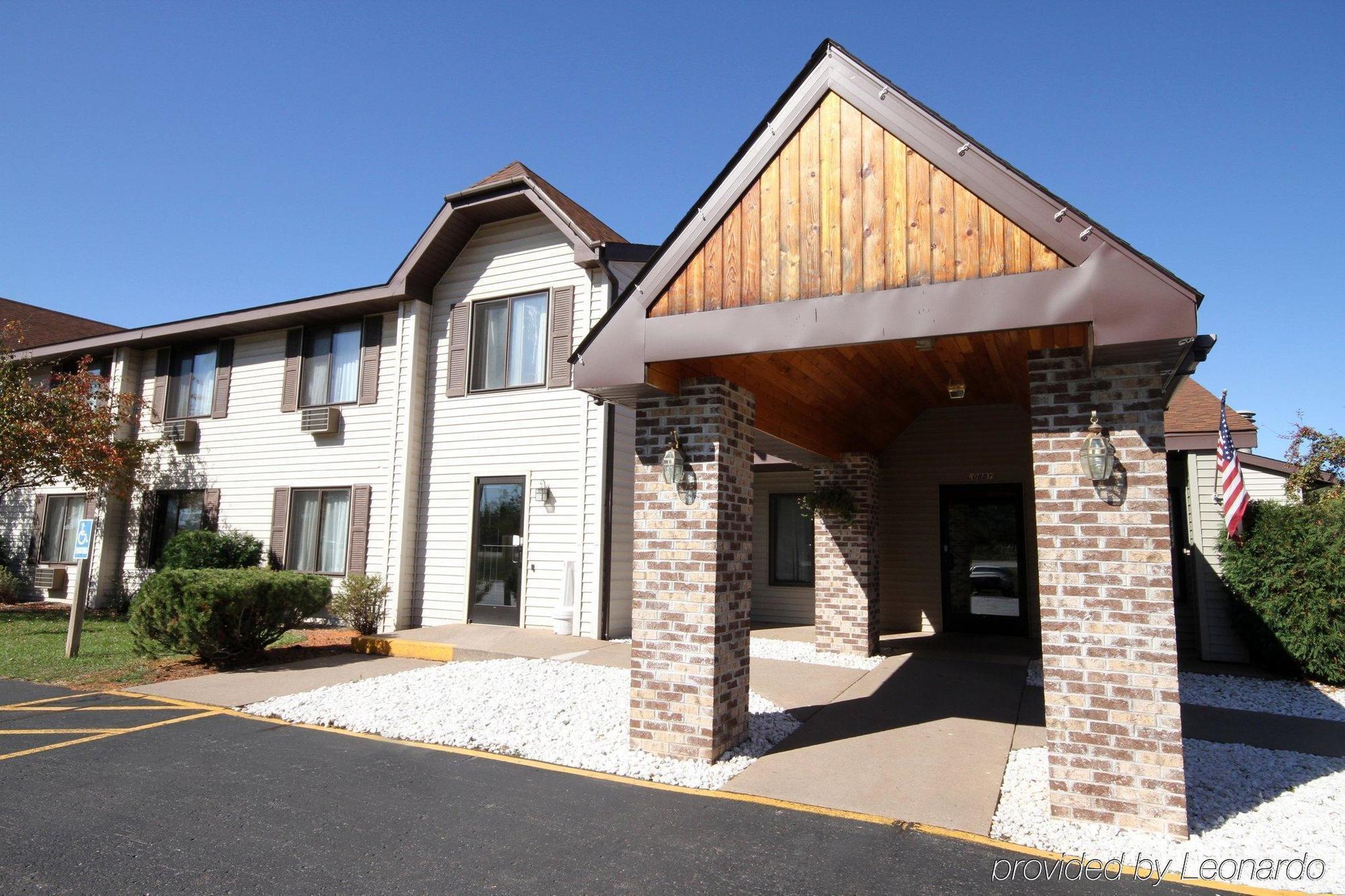 Magnuson Hotel Country Inn Ishpeming Esterno foto